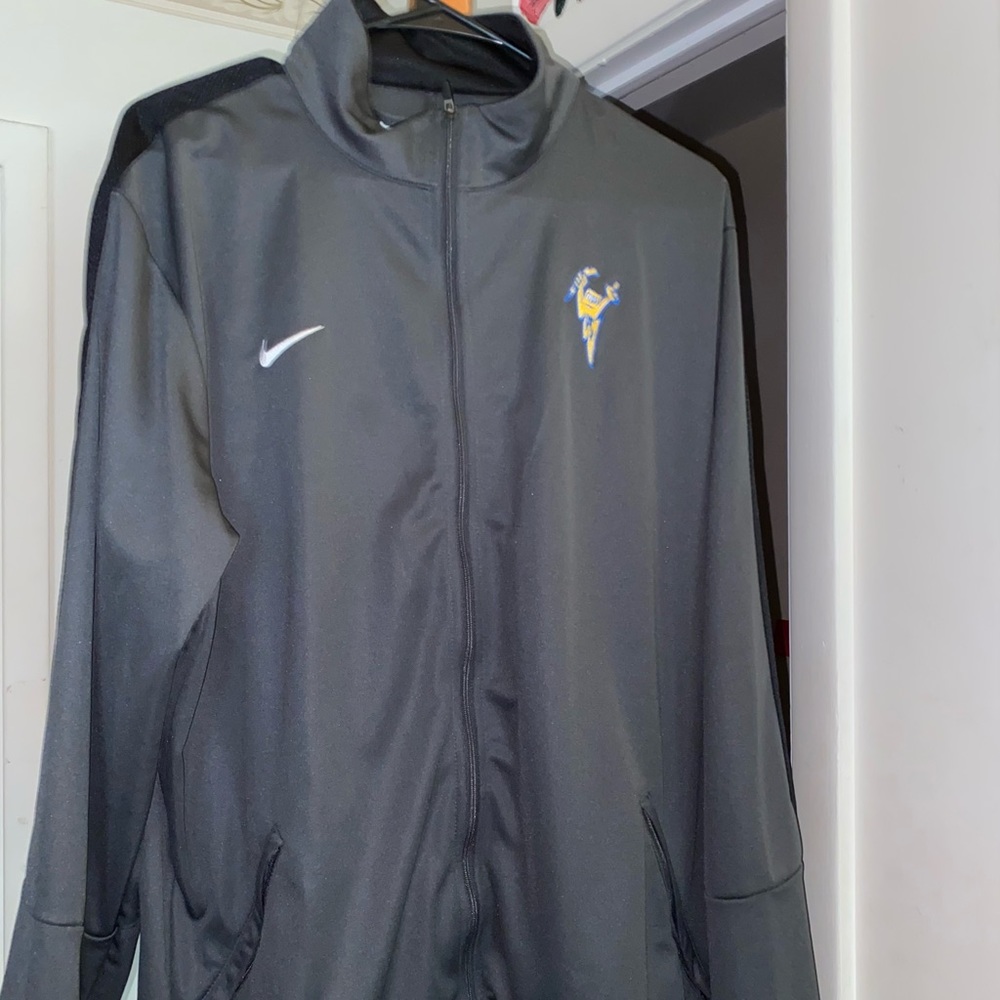 Nike Warmup